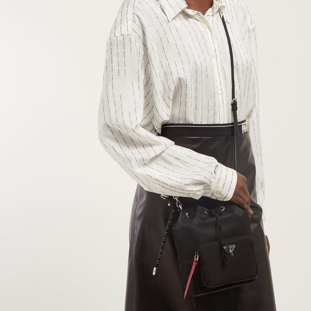 PRADA POCKET BUCKET BAG TESSUTO WITH STUDDED LEATHER - Picture 5 of 6